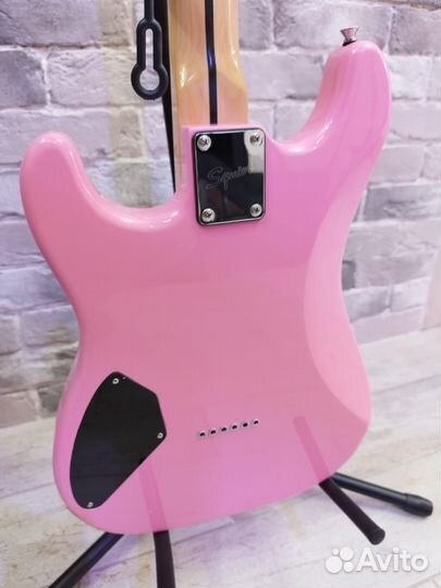 Электрогитара Fender Squier Stratocaster Hello Kit