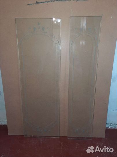 Стекло от серванта