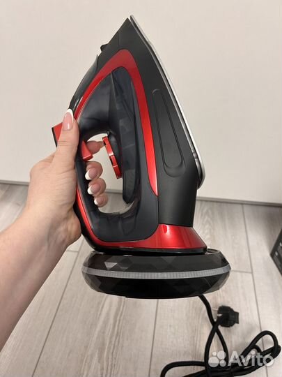 Утюг новый