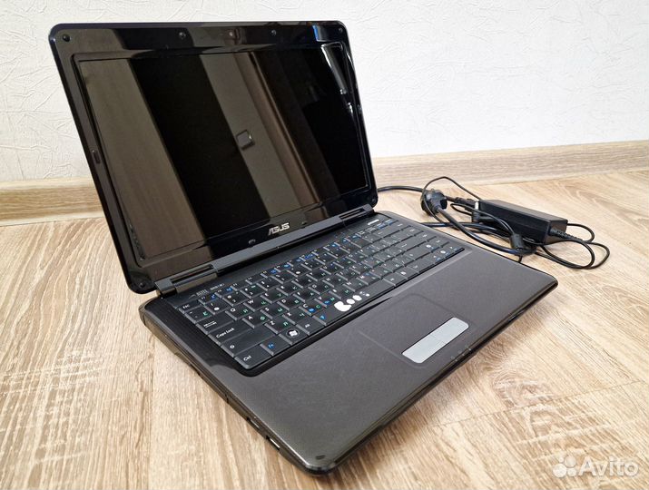Ноутбук asus K40IJ