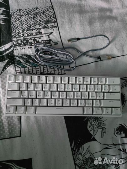 Игровая механическая клавиатура gk61