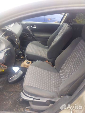Сиденья передние, задние для Рено Меган 2