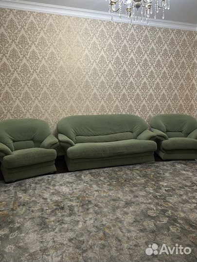 Диван и 2 кресла