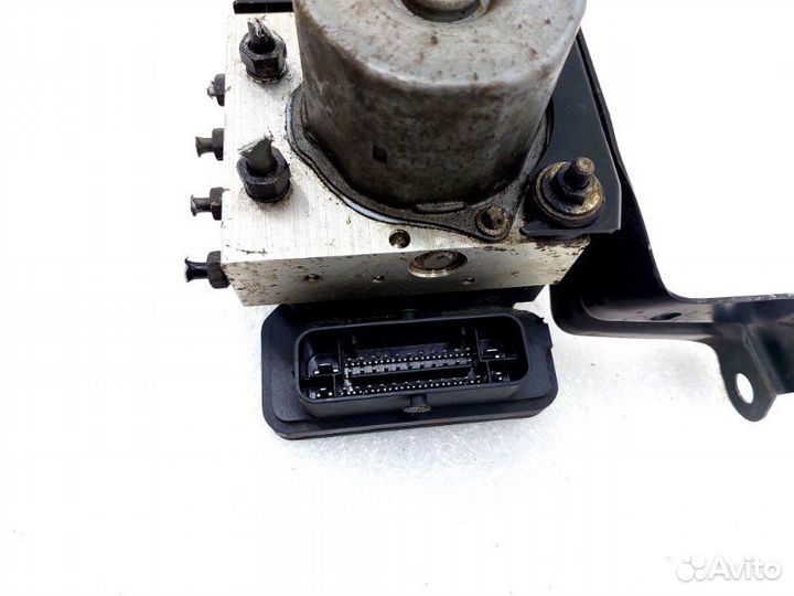 Блок ABS (насос) Toyota Camry XV55 2arfe 2016