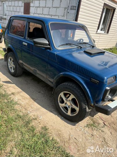 LADA 4x4 (Нива) 1.7 МТ, 2003, 92 000 км