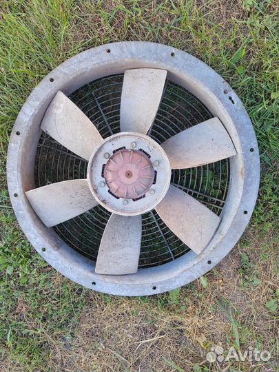 Вентилятор осевой 450 мм
