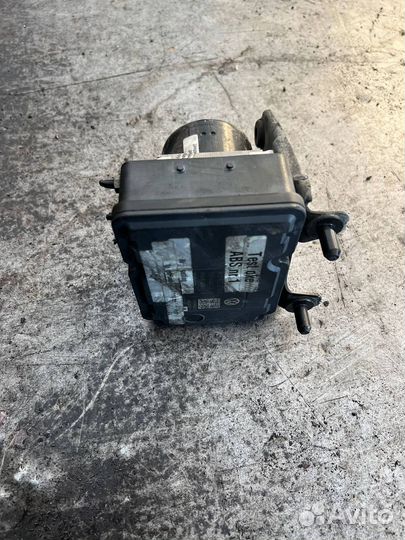 Блок ABS Volkswagen Golf 6 cavd (1.4T) 2010