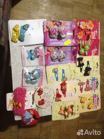 Наборы заколок и резинок