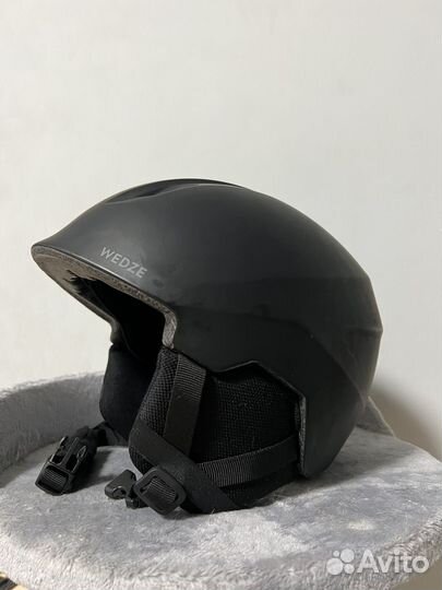 Горнолыжный шлем