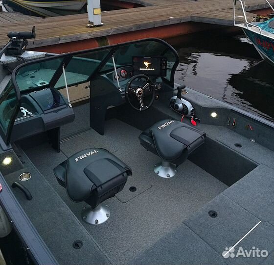 Лодка моторная Finval 475 Evo JS