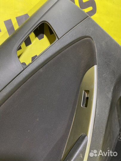 Обшивка двери задняя левая Hyundai Solaris 1 G4FC