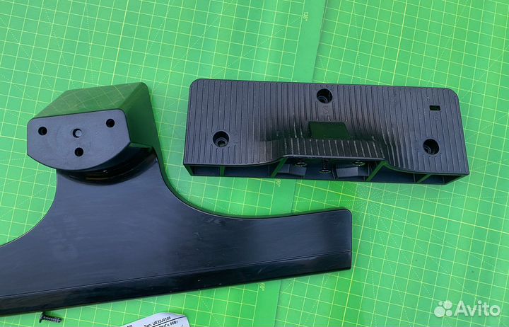 Подставка samsung UE32J4100