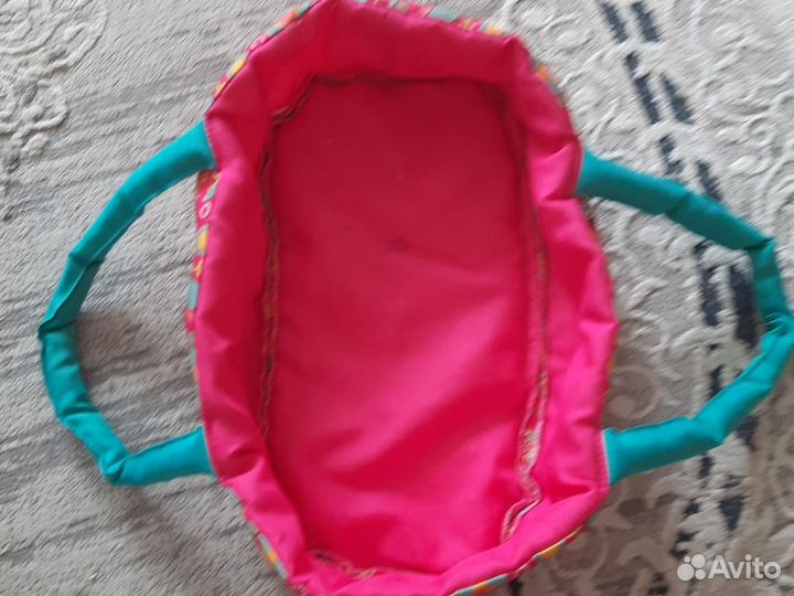 Игрушечная коляска для кукол