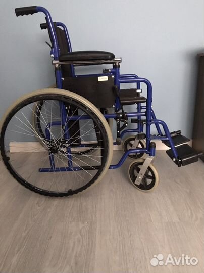 Инвалидная коляска