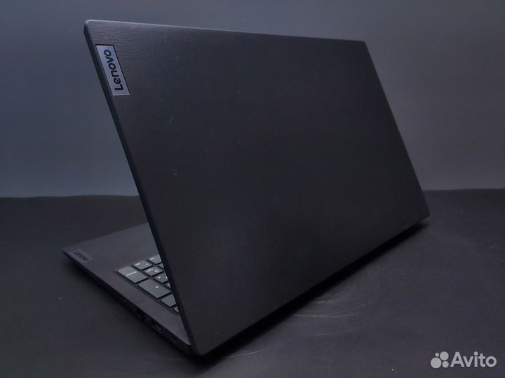 Ноутбук Lenovo V15 G2