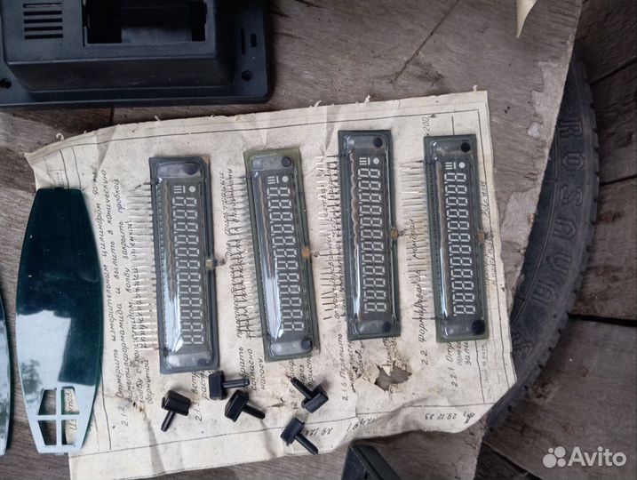 Корпуса индикаторы для часов ивл1 8/13