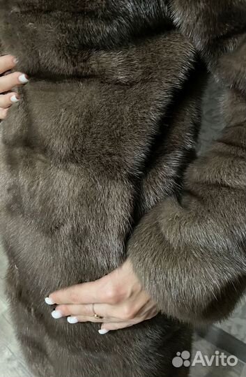 Шуба норковая с капюшоном 44