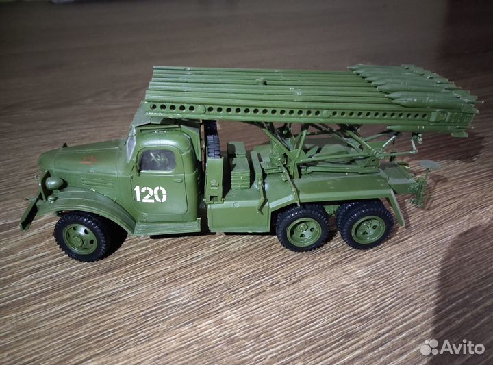 Собранная модель масштаб 1:35, ручной сборки