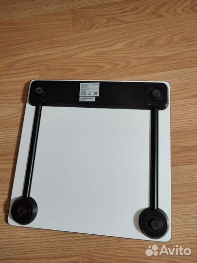Весы напольные электронные новые