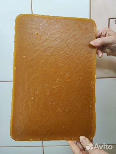 Воск пчелиный