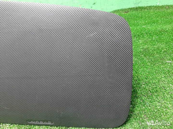 Подушка безопасности в торпедо Toyota Aygo B10 20