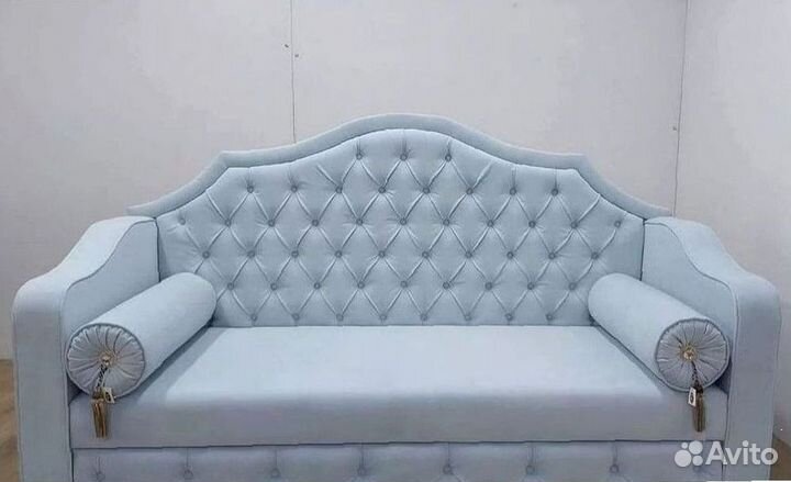 Кровать диван детская мягкая