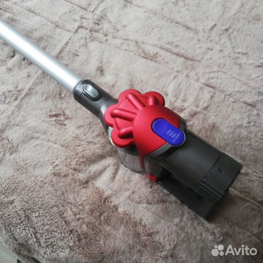 Пылесос Dyson DC35