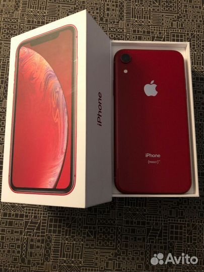 iPhone XR 64gb red