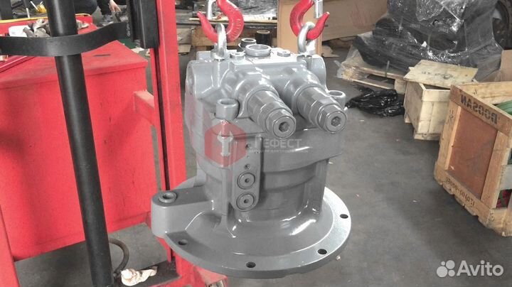 Гидромотор редуктора поворота R170W-7 31N5-12130