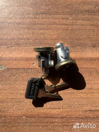 Замок бардачка мото иж