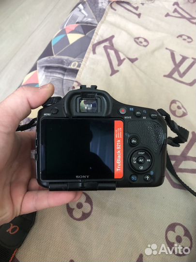 Зеркальный фотоаппарат sony SLT-A57