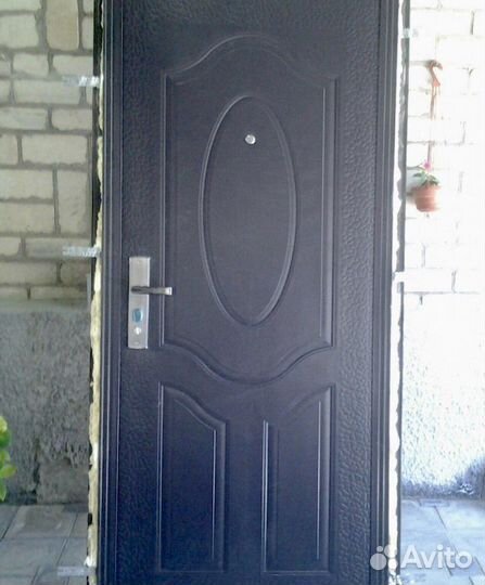Дверь входная металлическая