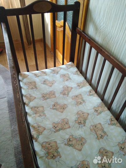 Кроватка детская