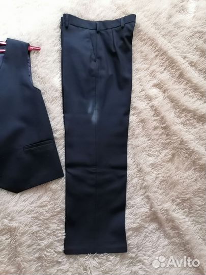 Жилет и брюки школьные 140 рост