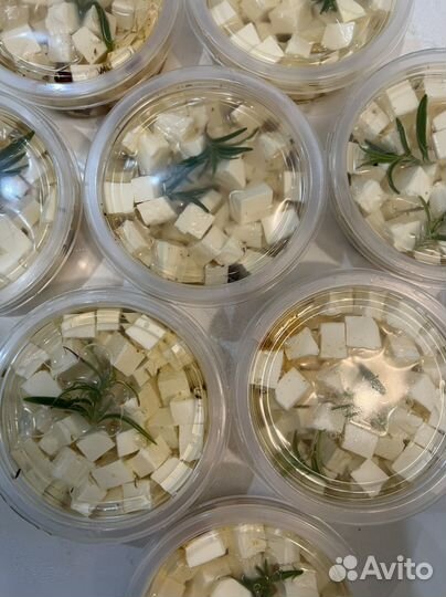 Сыр фета в масле со специями