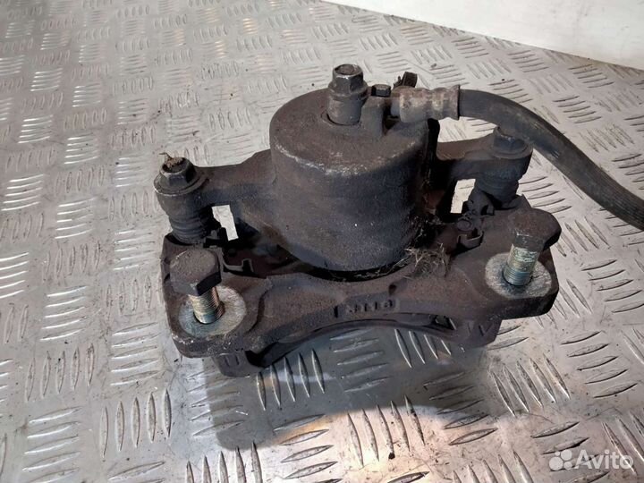 Суппорт передний Шевроле Лачетти