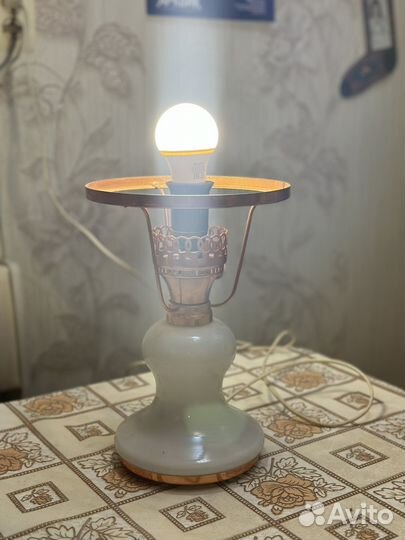 Настольная лампа 