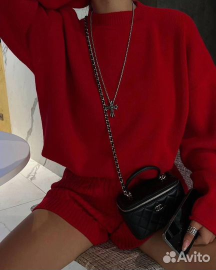 Костюм женский