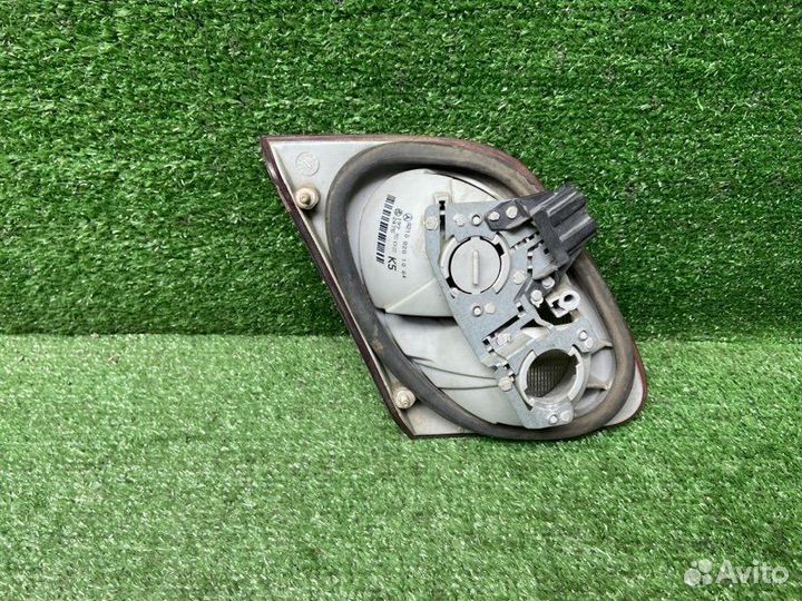 Фонарь задний правый Mercedes-Benz E W210