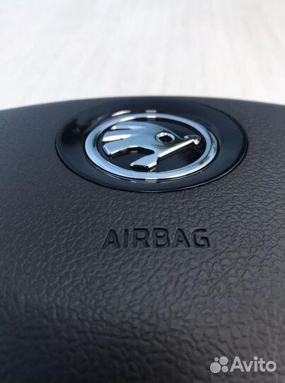 Крышка в руль муляж Skoda Octavia A7 с 2019 г