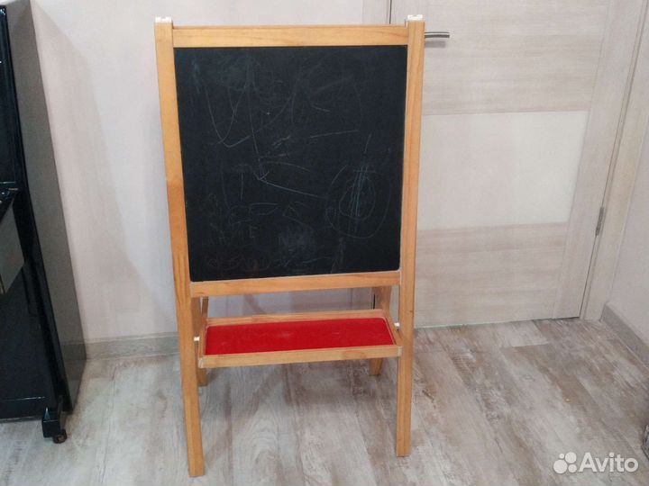 Детский доска мольберт