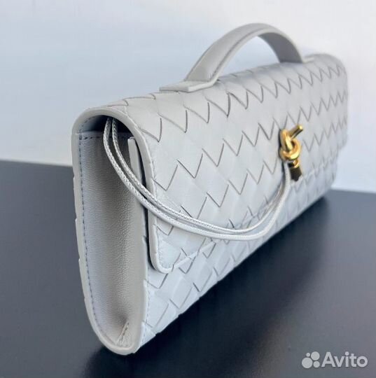 Kлатч Bottega Veneta