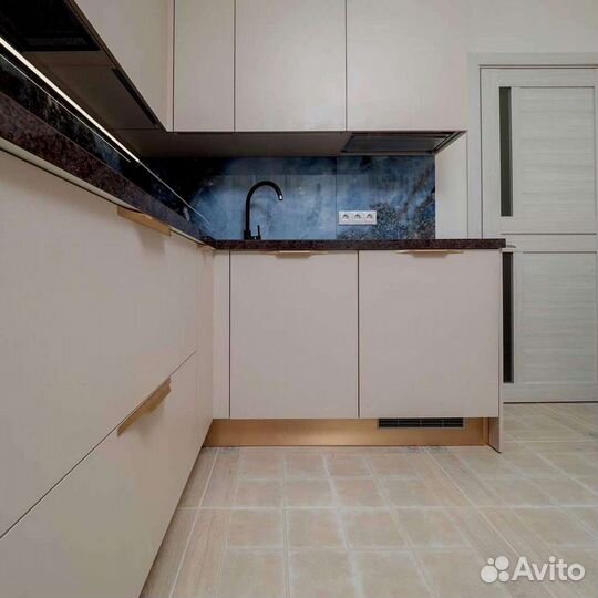 Встроенная кухня от производителя