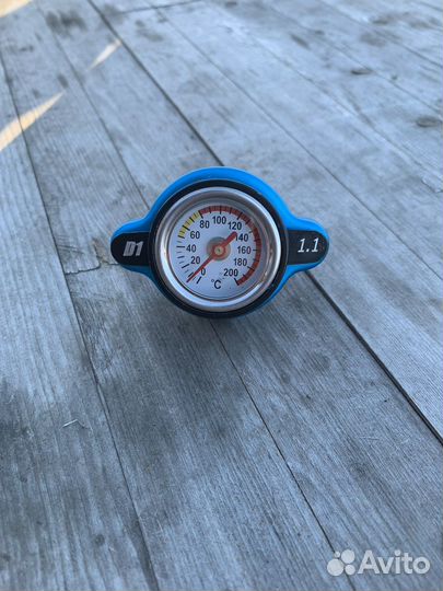 Крышка радиатора с датчиком температуры