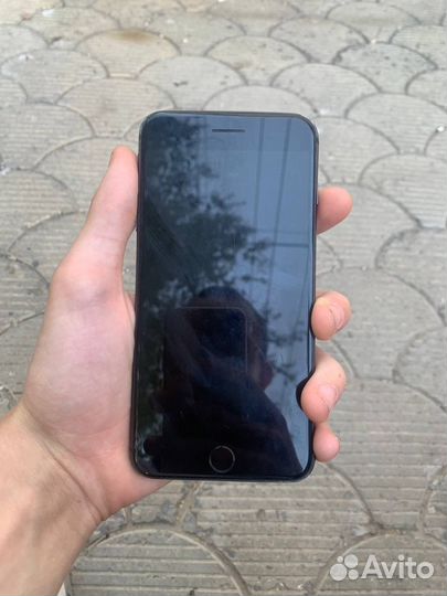 iPhone 8 Plus, 64 ГБ