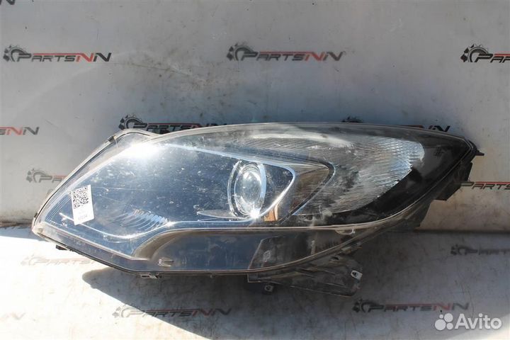 Фара левая Опель Зафира С