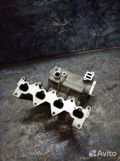 Впускной коллектор Kia Rio 2 jb