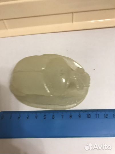 Жук скарабей (оникс)