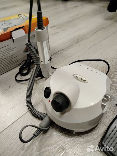 Аппарат для маникюра и вентилятор