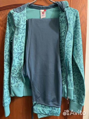 Спортивный костюм женский